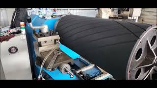 Rubber roller grooving machine