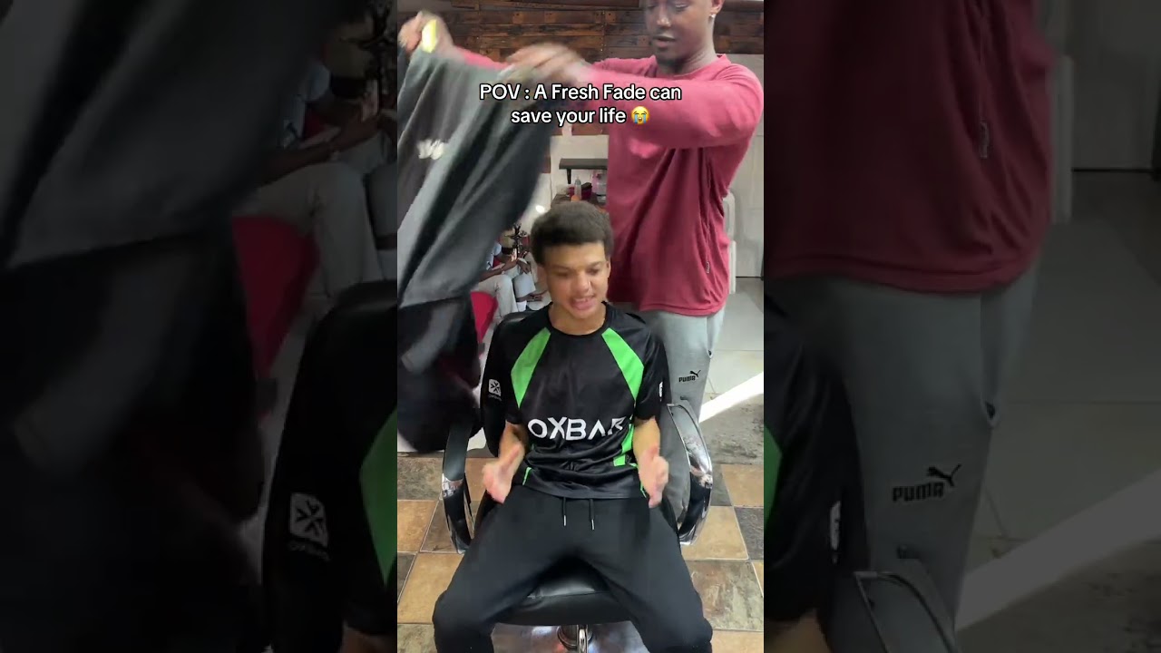 Barbers don’t just change your haircut… they change your identity 😂💈 #comedy #skit #funny