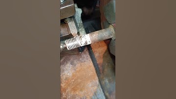 Threat kattin for lathe machine #instamachinist #automobile #machininst #lathemachine #welding #mach