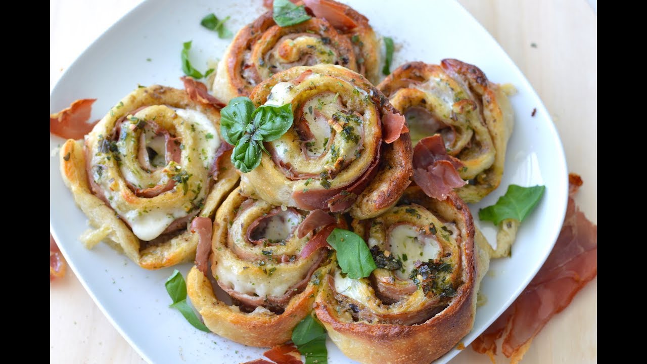 Pizza Rolls met parmaham en mozzarella | Recept | Bettyskitchen.nl