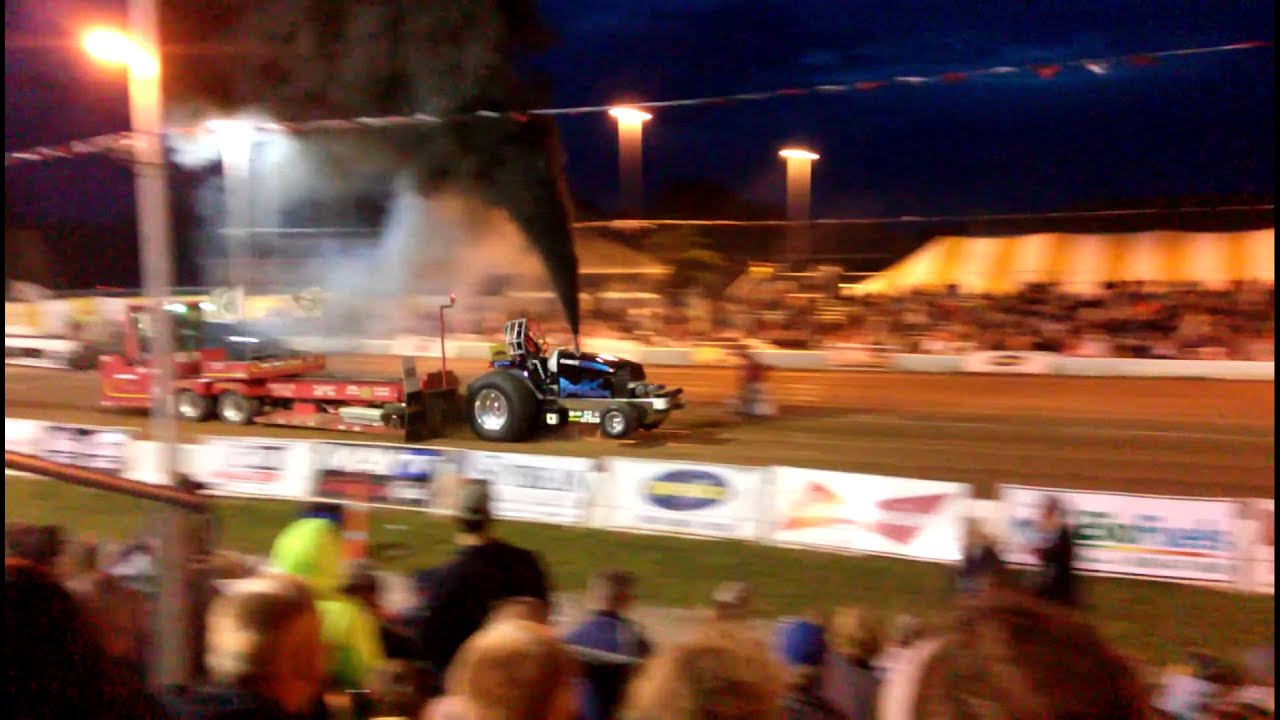 Mackville Truck and Tractor Pulls 2014 YouTube