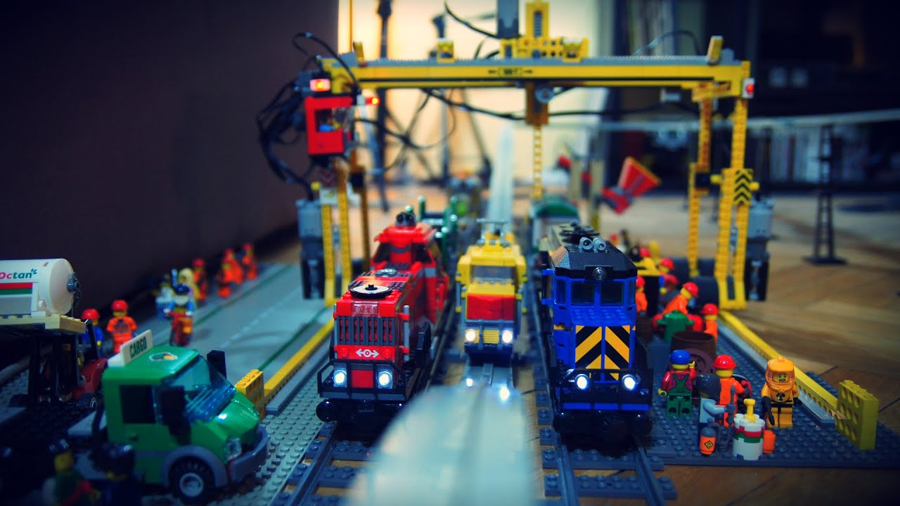 Lego Trains/Monorail RC Gantry Crane - YouTube