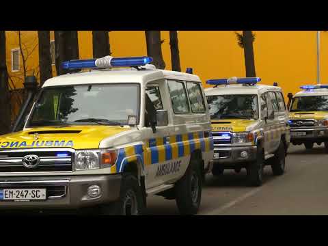 ჯანდაცვის სამინისტრომ  ცენტრს 22 ახალი ჯიპის ტიპის მანქანა გადასცა