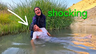 Horrifying moment in the river for Goli; Her bitter fate shocks everyone screenshot 4