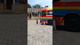 Download Lagu Minggir...Minggir Bus Tololet Mau Lewat #trendingshorts #tiktokeffects MP3