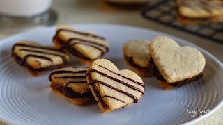 Sandwich Cookies - Vanilla Sandwich Cookies With Chocolate Filling