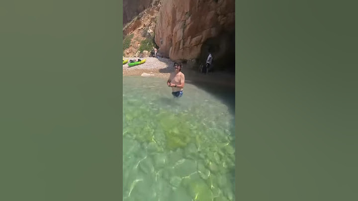 Cala escondida de Jávea, no es para todos los públicos, ideal para hacer snorkel disfruta del verano