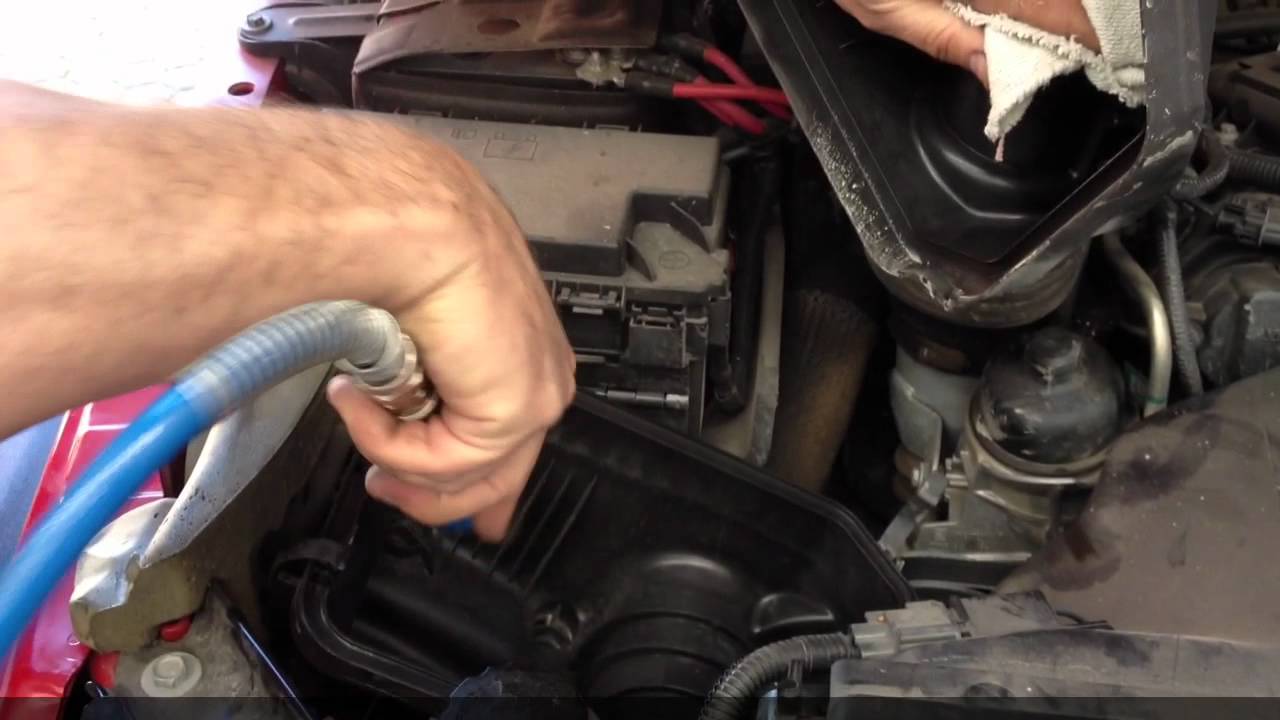 2012 Jeep Grand Cherokee >> Jeep Wrangler JK 2.8 CRD - Sostituzione Filtro Aria - YouTube 2012 Jeep Grand Cherokee >> Jeep Wrangler JK 2.8 CRD - Sostituzione Filtro Aria - YouTube
