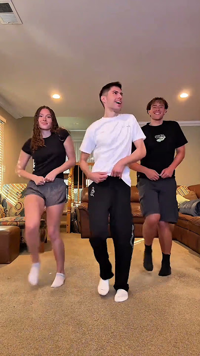 The new dance of these brothers went viral on TikTok.