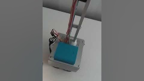 Hacettepe University ELE417 Embedded Systems Design -  Bomb Disposal Car