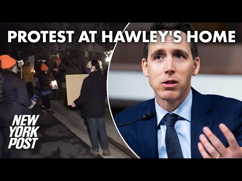 Sen. Josh Hawley blasts ‘Antifa scumbags’ for protesting outside his home | New York Post