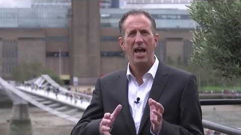 Social Media Sales Speaker Philip Calvert - Using LinkedIn Company and Showcase pages