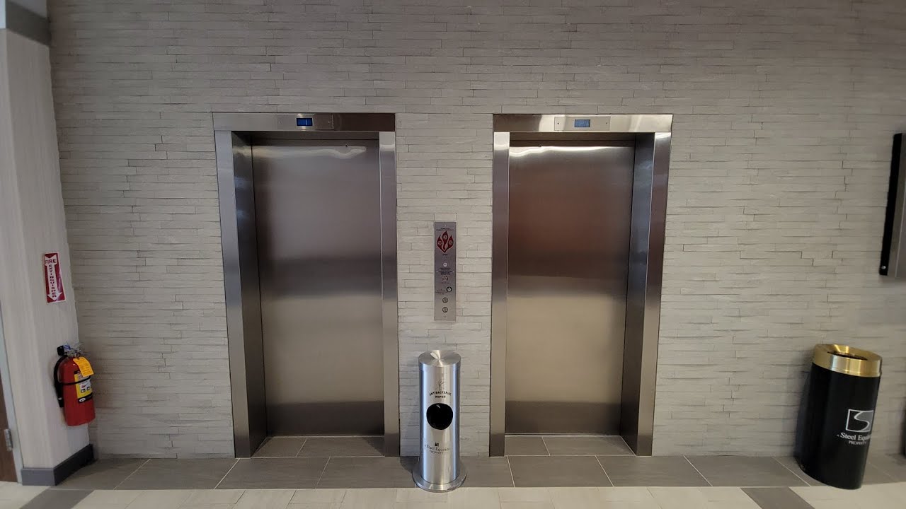 Странные индикаторы: Модифицированные гидравлические лифты Staley по адресу 393 Old Country Rd, W...