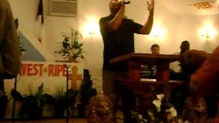 Video thumbnail of "QUADRELL CONERLY SINGING"