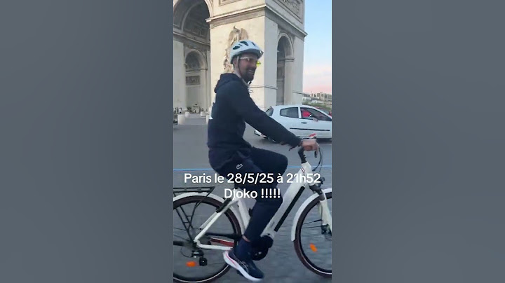 Novak Djokovic riding a Bicycle on the streets of Paris 🚴‍♂️#Djokovic #Paris #RolandGarros