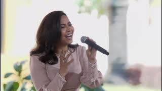 هي الدنيا - شيرين | Heya El Donia - Sherine