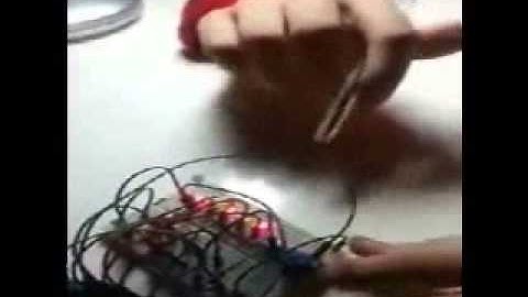 Control de iluminación de una habitación mediante Arduino. Electrónica Industrial. UPCT