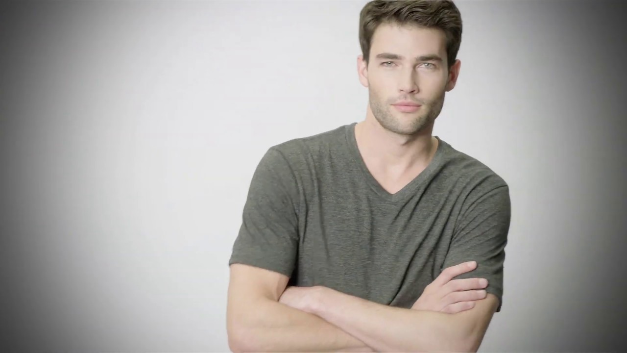 District ® Very Important Tee ® V-Neck DT6500 - YouTube