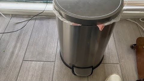 Amazon Basics Round Cylindrical 20 Liter/5.3 Gallon Trash Can - The one thing I don