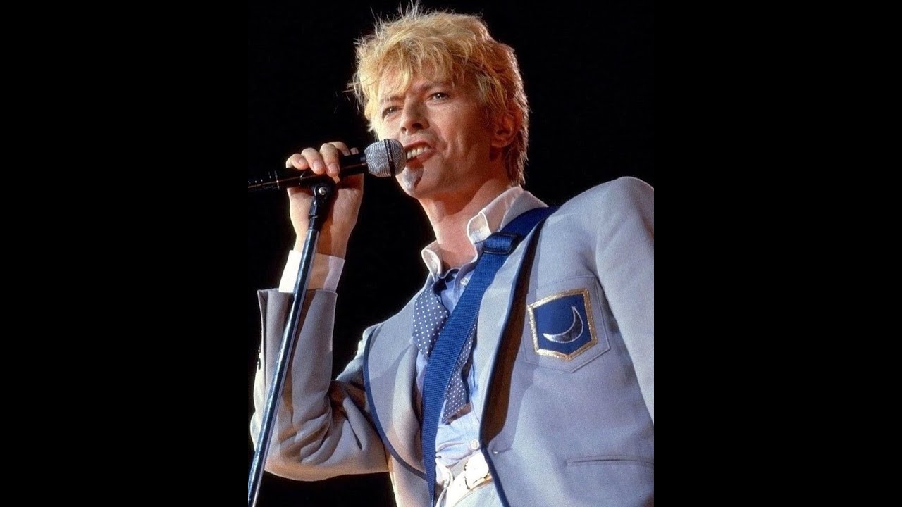 David Bowie une légende dans le monde de la musique. - YouTube