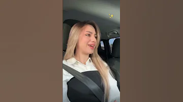 لانا محمد تسمع وتغني اغنية صدفة لقيتو قدامي الله الله 