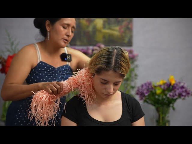 Masaje ASMR de Doña Esperanza con susurros y sonidos ASMR relajantes para dormir profundamente