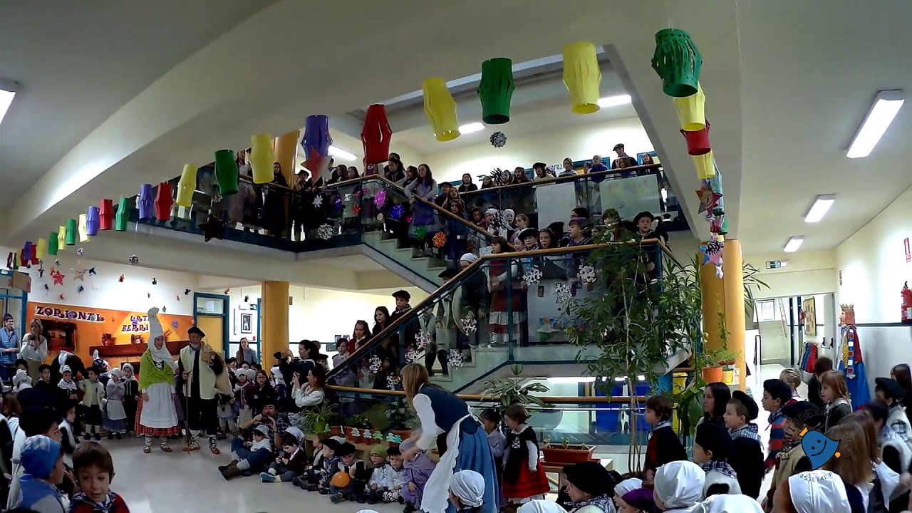 Olentzero eta Mari Domingi 2017 Ermitaberri