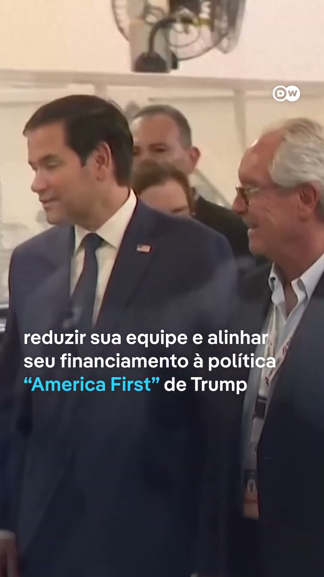 Bloqueio de Trump à ajuda humanitária provoca comoção global #shorts