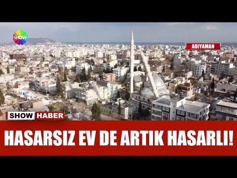 Hasarlı minare evin üzerine yıkıldı!