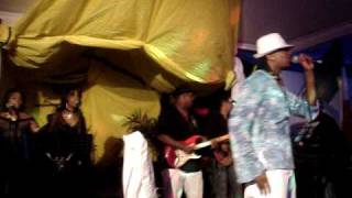 Medhy custos "elles demandent du zouk"