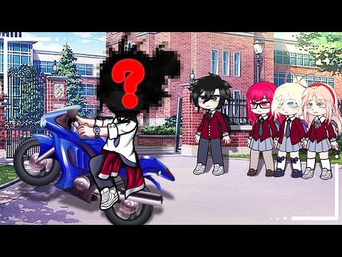 🏍️|•It's him!•|🏍️|Naruto Gacha Club GC|True Beauty AU 💄|Sakura, Sasuke, Ino, Karin e❓🌸