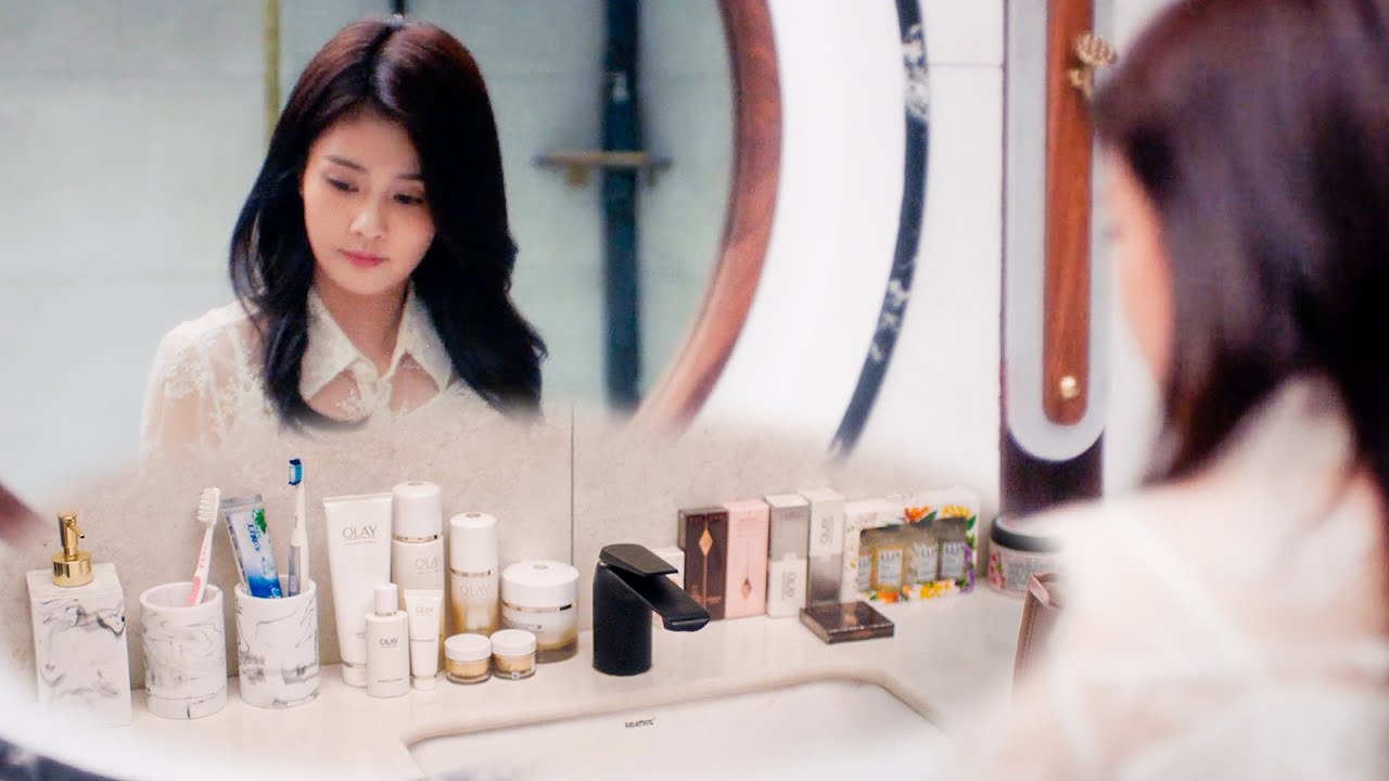 直到價值百萬的護膚品成套擺在眼前，女孩才發現自己的男友竟是億萬總裁，她嫁入了豪門！#一生一世 #任嘉倫 💖#白鹿