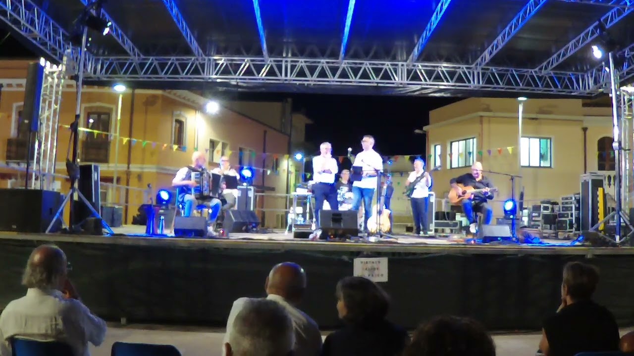 Antonio Pani e Pierpaolo Falqui - Live Santadi. Improvvisazione a tema a trallallera.