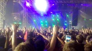 Gunz 4 Hire @ Intents Festival 2012.mp4