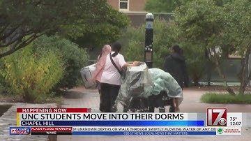 UNC students move into their dorms