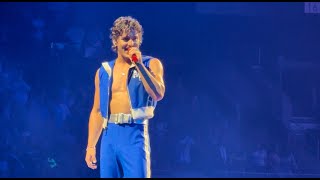 Benson Boone - Man In Me, Live Concert #tour Wealth