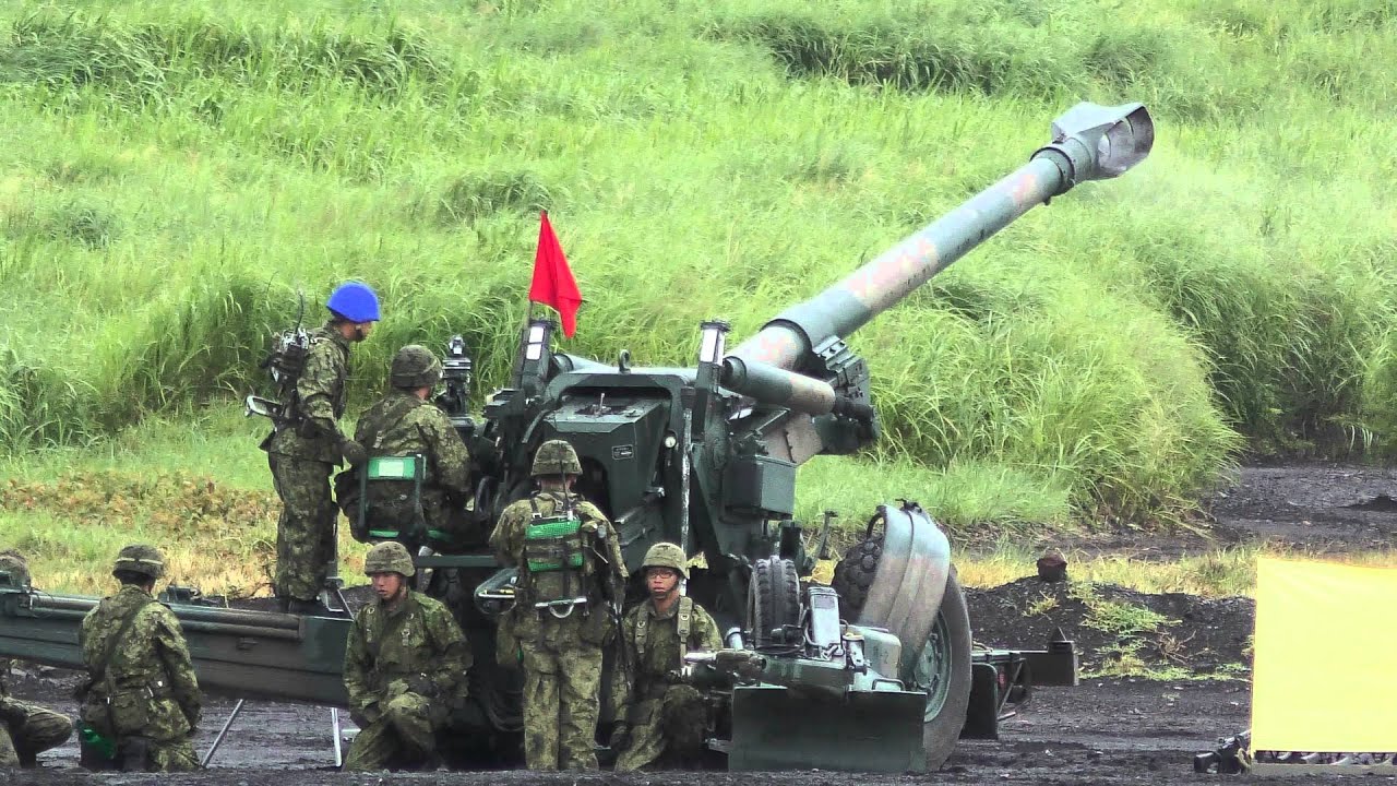 4K】富士総合火力演習 FH-70 装填動作【総火演】 - YouTube