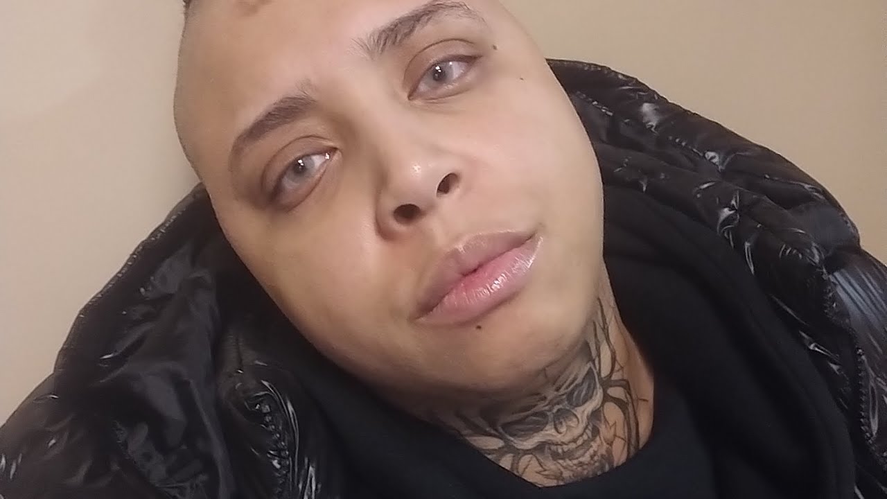 A Vlog of me at the liquor store/cashing my check misterdaddyjay 