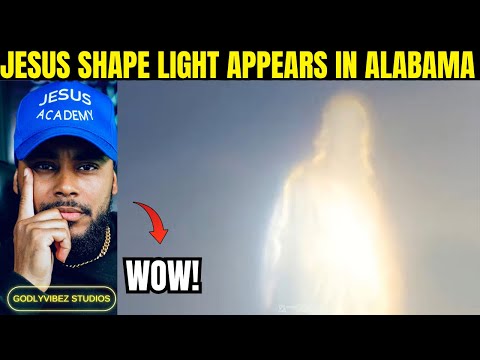 Video going viral of Jesus shape light in the Sky!