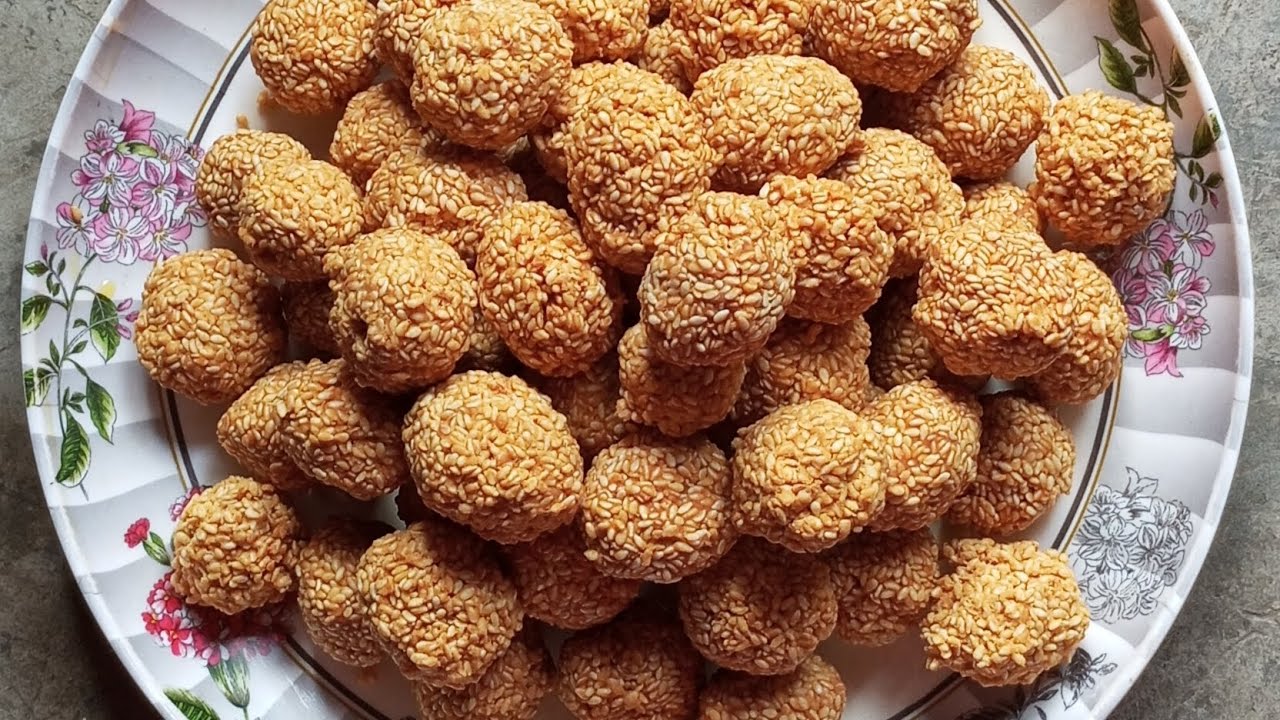 খুব সহজেই  মজাদার তিলের নাড়ু  বানিয়ে নিন। 😋#viral #cooking #foryou #recipe 