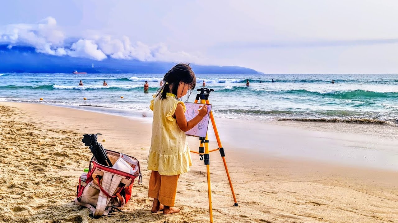 Easy Beach Drawing by 4-Year-Old Kid Artist Mia Mai | Relaxing Art | Draw at Da Nang Beach, Vietnam