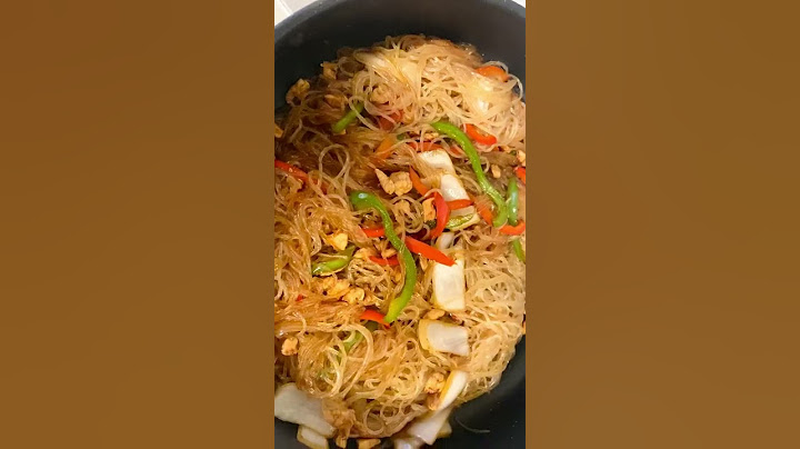 Fideos chinos salteados / Fideos de arroz / Receta rápida