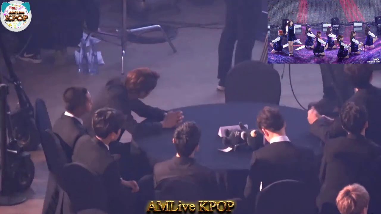 EXO (엑소) REACTION TO GIRL GROUP PERFOMANCE  (GUGUDAN) (구구단)  CHOCOCO + A GIRL LIKE ME @ AAA2017