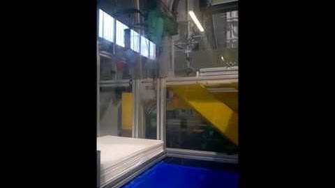 Apex SC robot box filling with layer packing