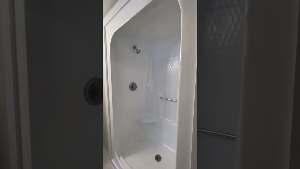 75 Fitzpatrick St Elmore, AL 36025