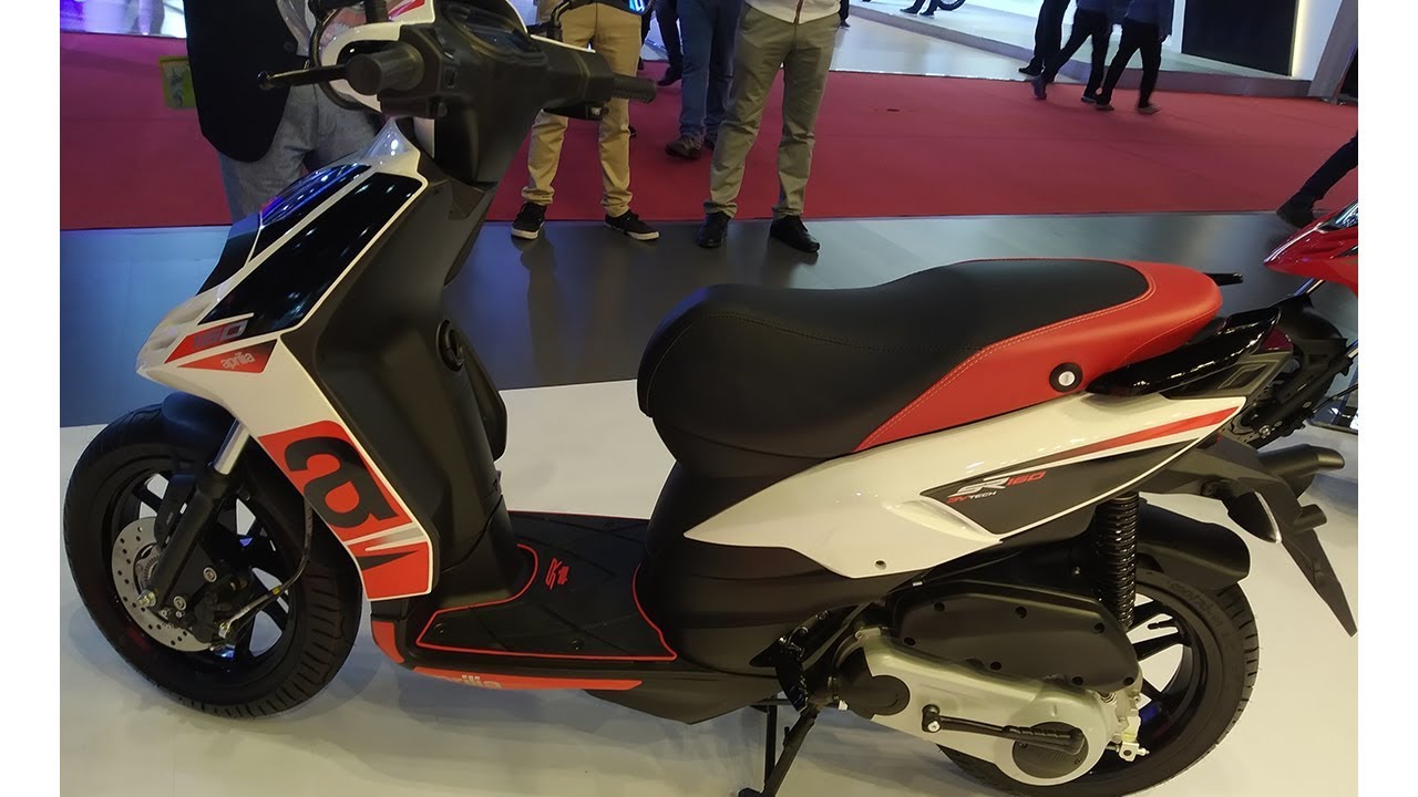 2020 Aprilia SR 160 BS6 Scooter Unveiled At Auto Expo 2020 | First Look | Walkaround | Exterior