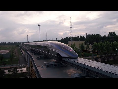 World's first 600 km/h high-speed maglev train rolls off assembly line