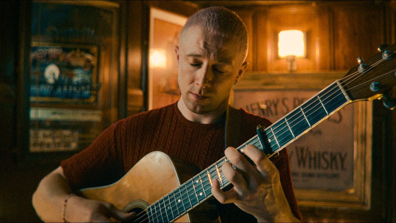 Moncrieff - Dashboard Confession (Live)