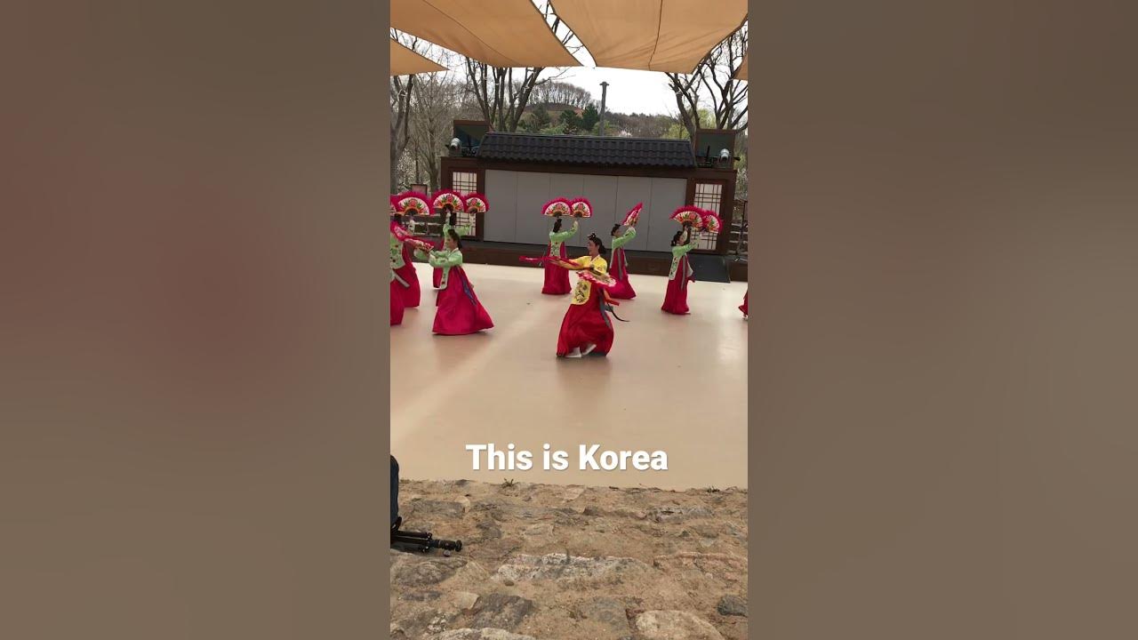 Korean folk village | Korean traditional music | Korea life | #short | #ThisMeetup | Love from 🇵🇰