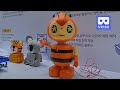 3D 180VR 4K Cute Honeybee Robot. Modular robot that dances, speaks, and recognizes voice